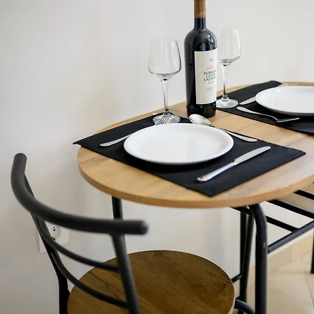 Ml House 102 דירה Tsoukaládhes